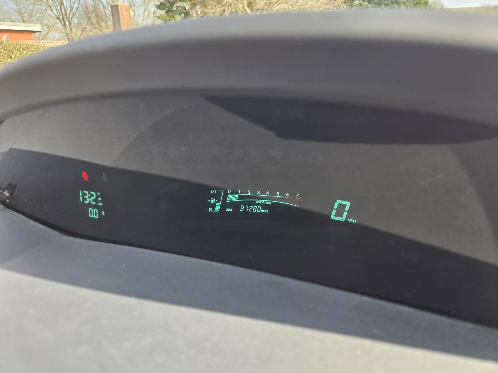 Toyota Yaris 1.33 Dual VVT-i TR Hatchback 5dr Petrol Manual Euro 4 (s/s) (101 ps)