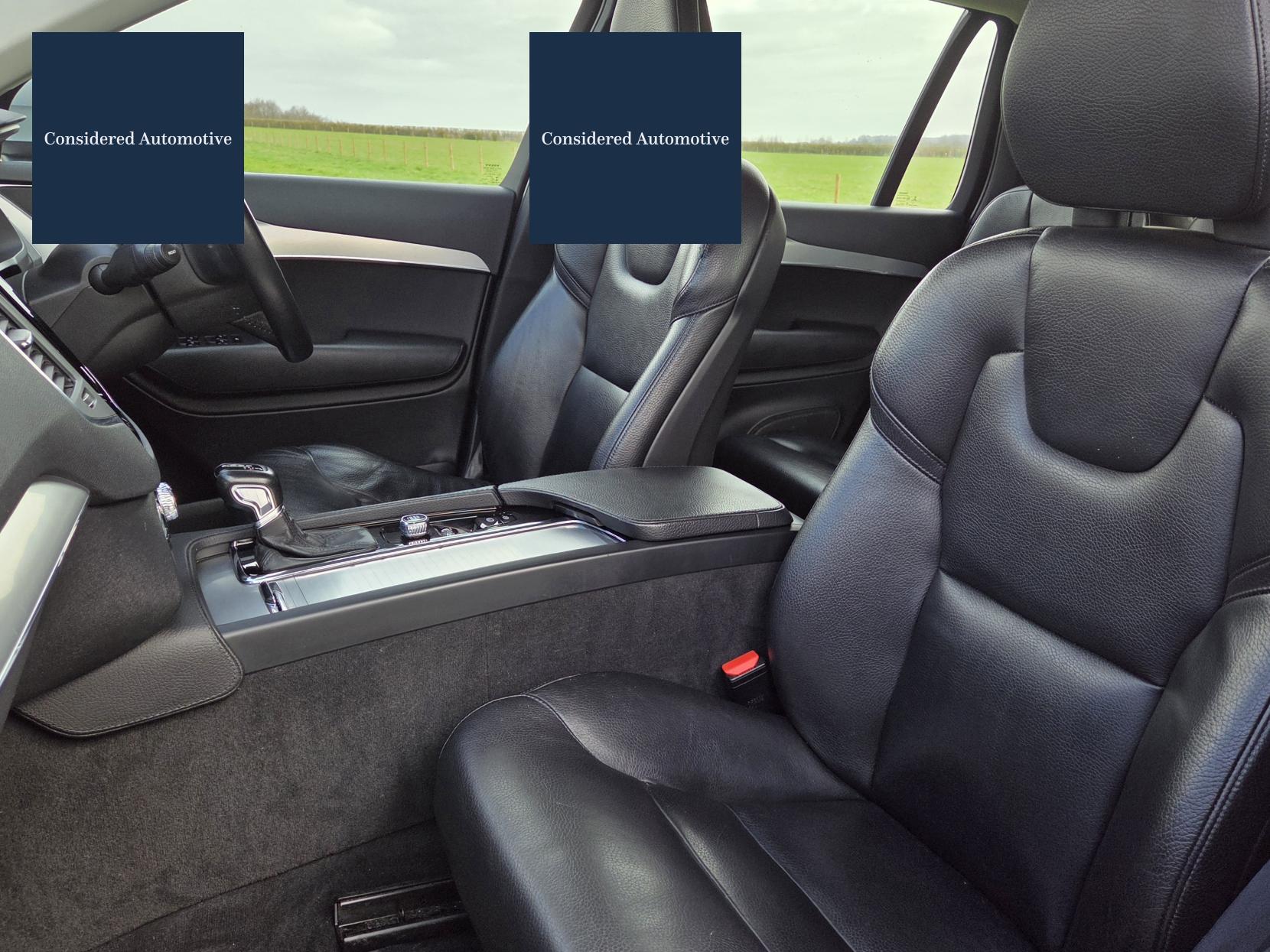 Volvo XC90 2.0 D5 PowerPulse Momentum SUV 5dr Diesel Auto 4WD Euro 6 (s/s) (235 ps)