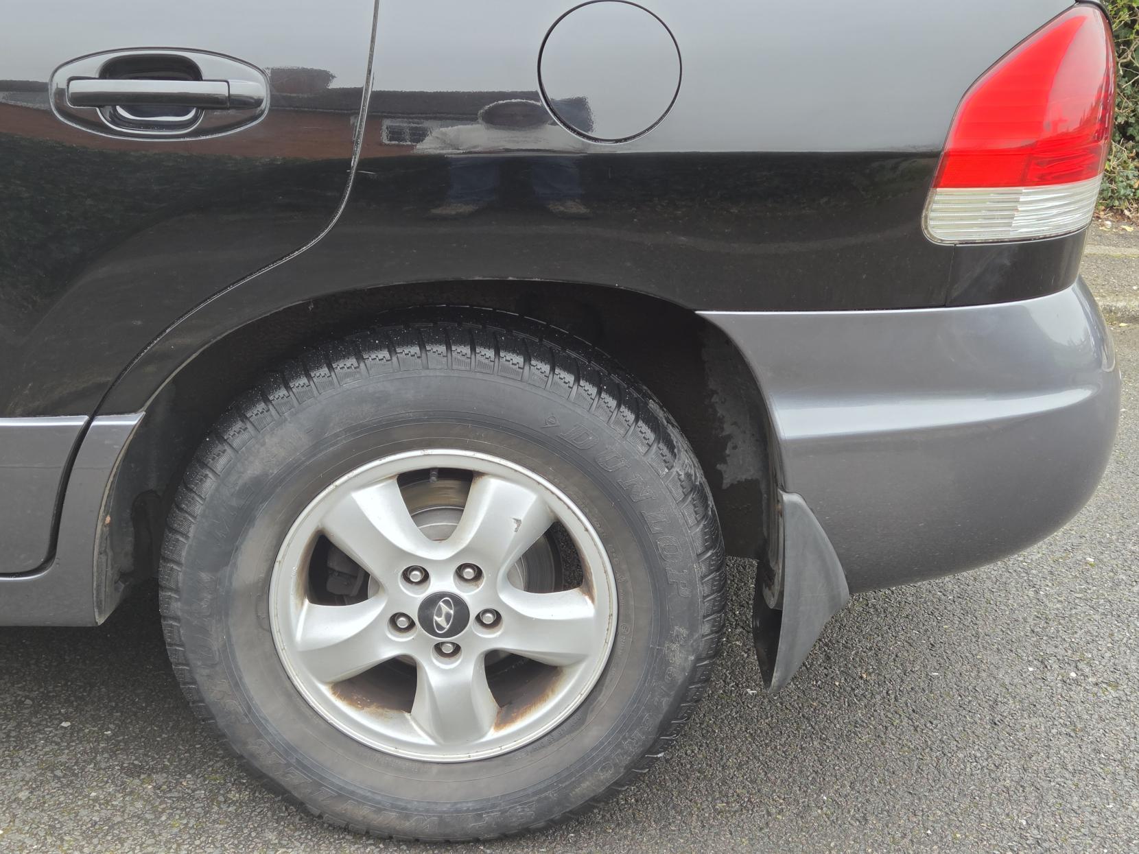 Hyundai Santa Fe 2.7 V6 CDX SUV 5dr Petrol Automatic (274 g/km, 168 bhp)