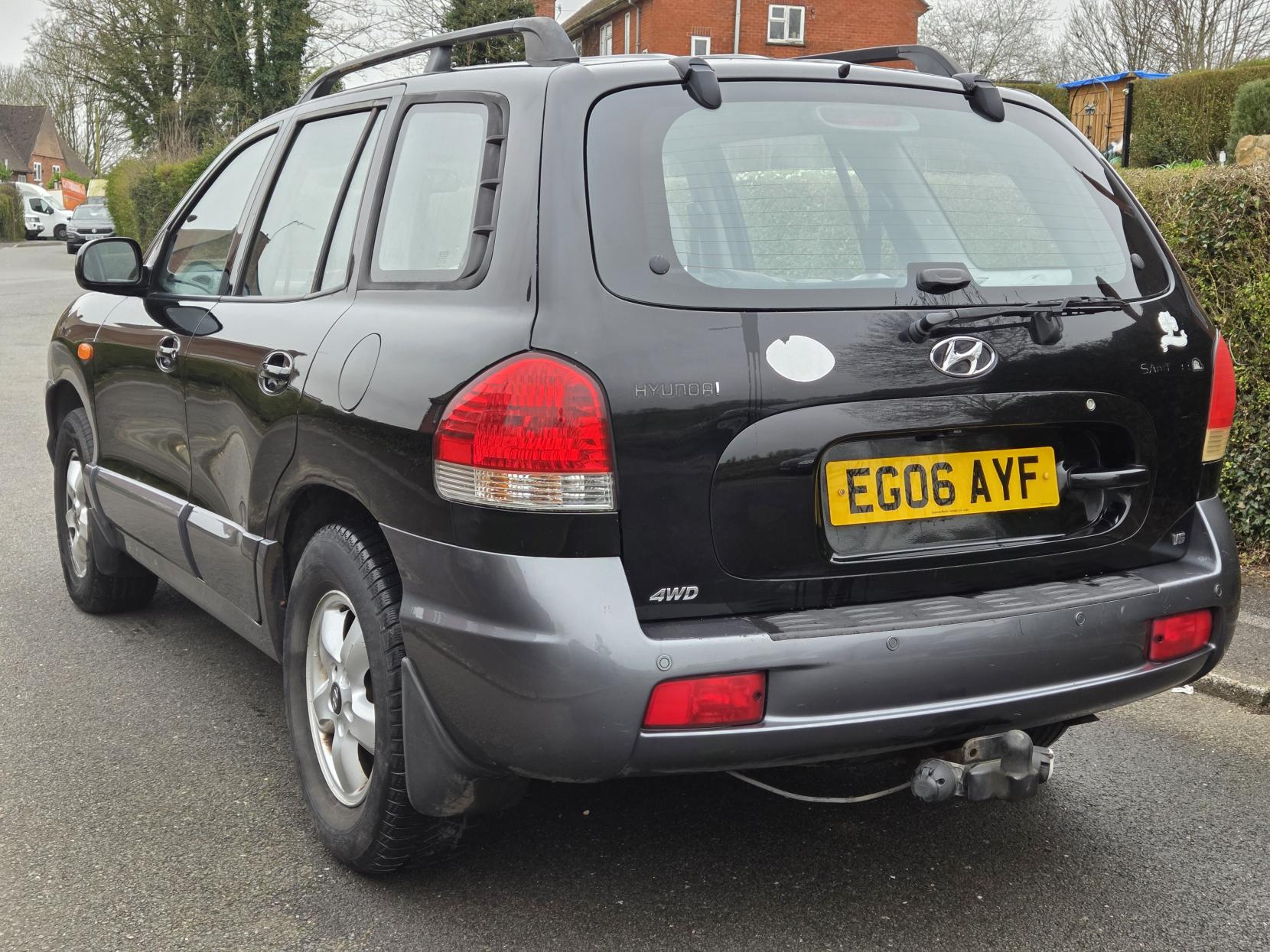 Hyundai Santa Fe 2.7 V6 CDX SUV 5dr Petrol Automatic (274 g/km, 168 bhp)