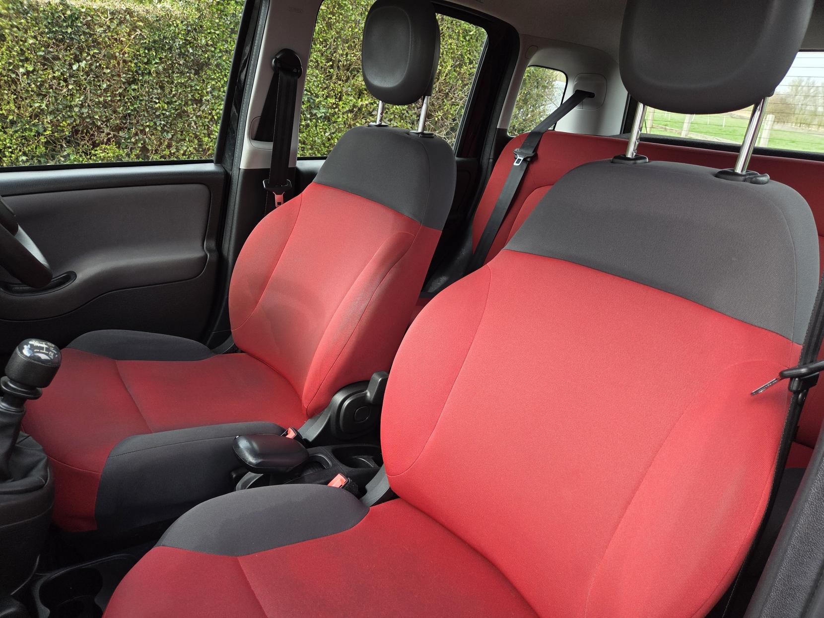 Fiat Panda 1.2 Pop Hatchback 5dr Petrol Manual Euro 5 (69 bhp)